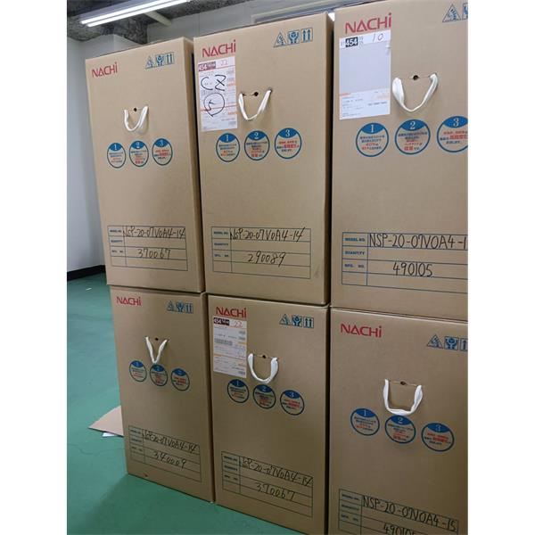 中村供應日本NACHI拉奇柱塞泵PVS-1B-35RQ0A4-12